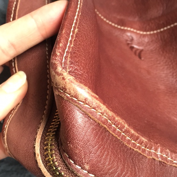 Soft grain Brown leather satchel. - Picture 12 of 13